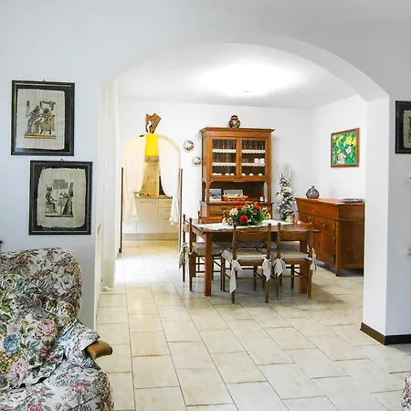 Stunning In With Private Swimming Pool, Be Inside Or Outside * Barga